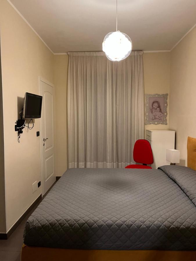 Casa Silli Apartment Pinerolo Bagian luar foto